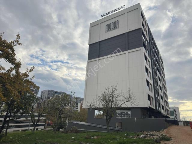 Atabulvarı Cadde Üzerinde 1+1 Daire&ofis Modda Office Suites