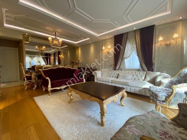 Atakent Bosphorus City Satılık 3+1 Manzaralı Eşyalı Daire