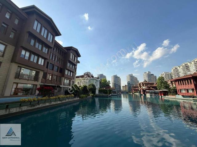 Atakent Bosphorus City Satılık 4+1 Yalı Daire Suya Sıfır