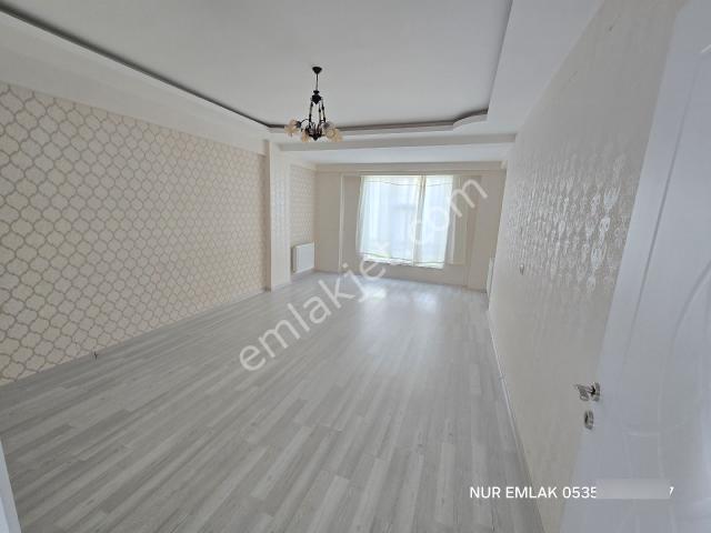 Atakent Emniyet Müdürlüğü'ne Yakın 3+1 Kiralık Daire *nur Emlak