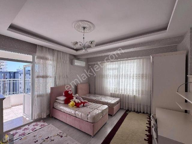 Atakent Te Satılık 3+1 Daire