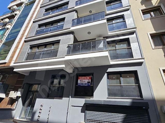 Atakent Tramvay Durağına 300m. Uzaklıkta 3+1 Kiralık Daire