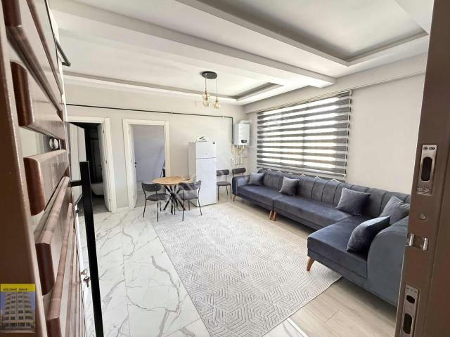 Atakent 50 Mt Çevre Yolu Üstü Eşyalı 1+1