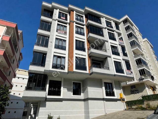 Atakentte 19 Mayıs Bulvarına Yakın Eşyalı Lüks 1+1 Daire!