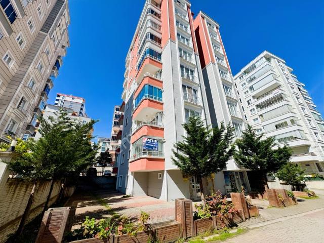 Atakentte Satılık 2+1 120m² Ebeveyn Banyolu Giyinme Odalı Daire