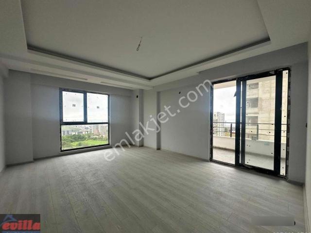 Atakum'un En Gözde Bölgesinde Full Manzaralı Satılık 2+1 Daire