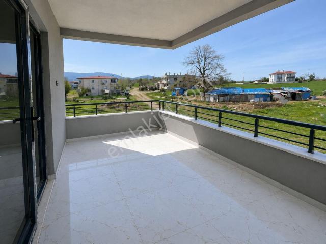 Atakum Alanlıda Site İçi 2+1 Daire