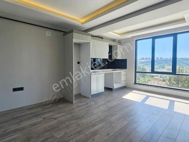 Atakum Da Satılık 1+1 50 M2 Giyinme Odalı Lüks Daire