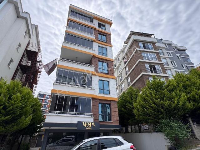 Atakum Körfezde Sahile Ve Tramvaya 1dk Mesafe 2+1 Satılık Daire