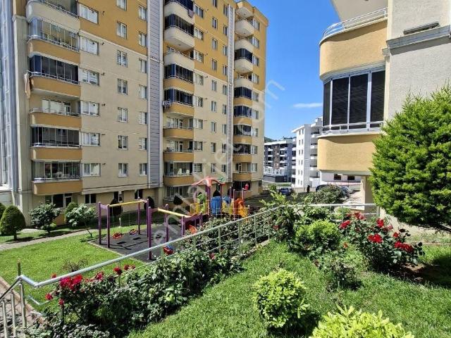 Atakum Körfez'de Site İçerisinde Tramvaya Yakın Kiralık 2+1daire