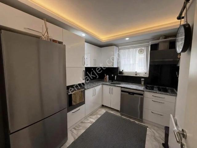 Atakum İstiklal Mahallesi Tam Deniz Manzaralı 2+1 Satılık Daire