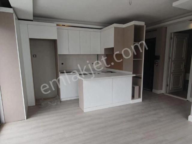 Atakum Çobanlı Tramvay Durağına Cephe Lüks Satılık 1+1 Daireler