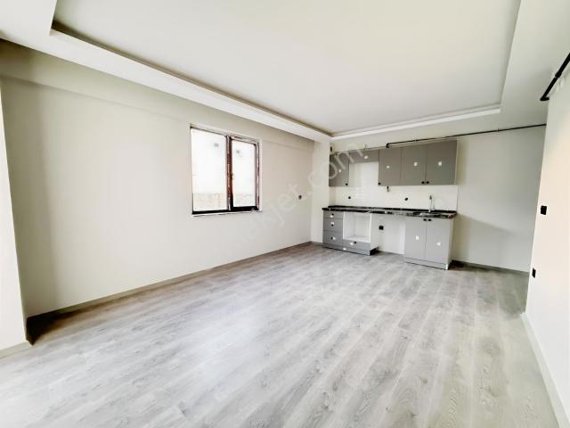Atakum Yazlık Bölgesinde Araç Takaslı Yerden Isıtmalı 1+1 Daire