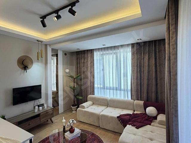 ATAKUMDA TRAMVYA YAKIN EŞYALI KOMBİLİ DAİRE