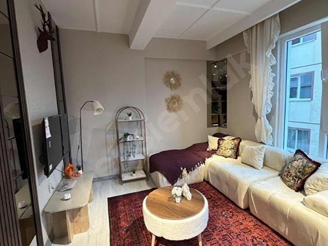 ATAKUMDA ULAŞIMA YAKIN KOMBİLİ EŞYALI 1+1 DAİRE