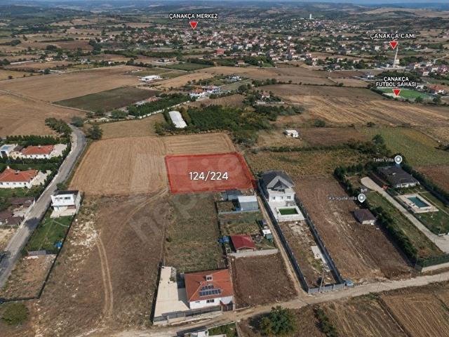 ÇATALCA ÇANAKÇA'DA ANA YOLA YAKIN MÜSTAKİL TEK TAPULU TARLA