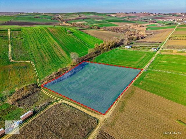 Çatalca Çakıl Mahallesinde 9.352 m Tek Parsel Yatırım Arazisi