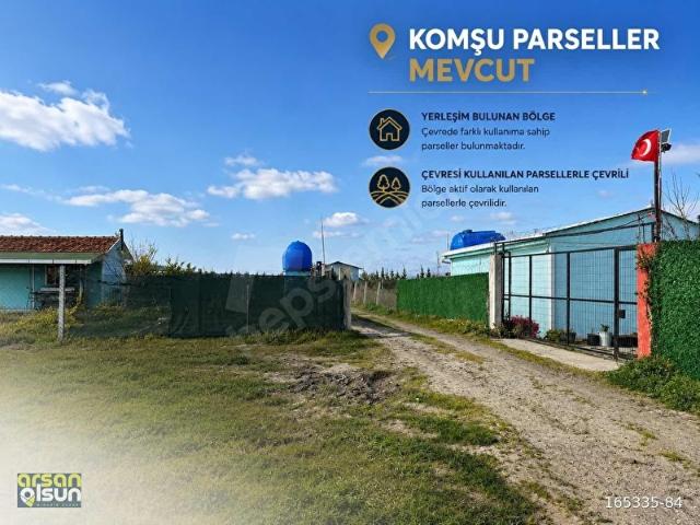 Çatalca Ferhatpaşada Merkezi Konumda 350m Parseller