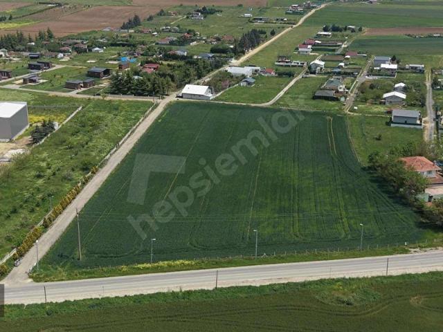 ÇATALCA İZZETTİNDE 500 M ÇEVRİLİ SATILIK PARSEL