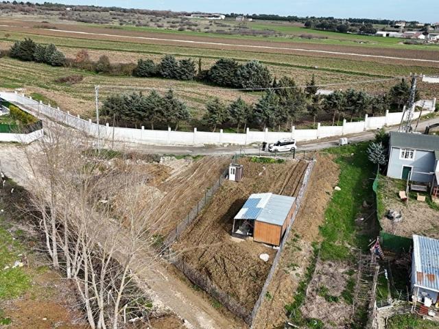ÇATALCA İNCEĞİZDE HARİKA KONUMDA YOLA CEPHE 400 M ARSA