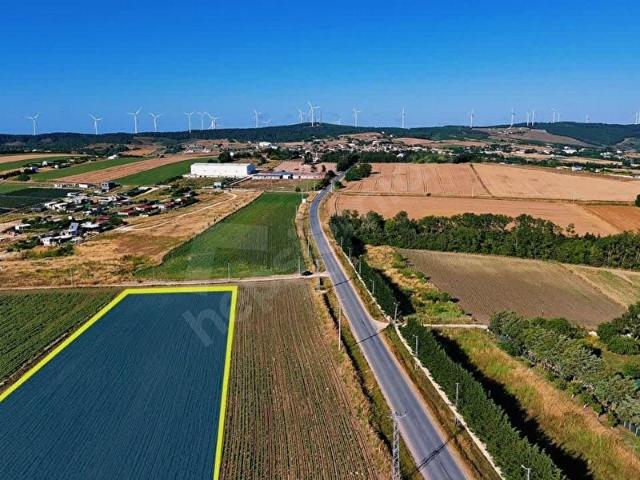 Çatalca Ovayenice'de Ana Caddeye 2. Parsel 7.531 m Tek Tapu