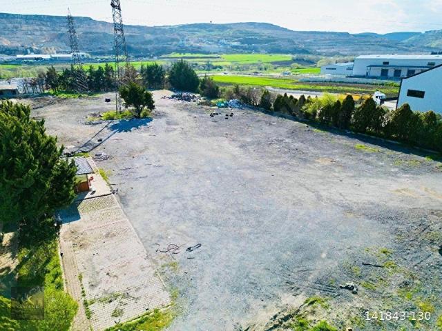 ÇATALCA MURATBEY GÜMRÜKTE KIRALIK 9728 M2 AÇIK ALAN DEPOLAMA