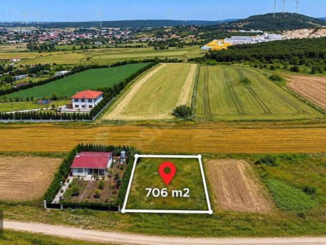 ÇATALCA SUBAŞINDA MANZARALI 707 M SATILIK PARSEL