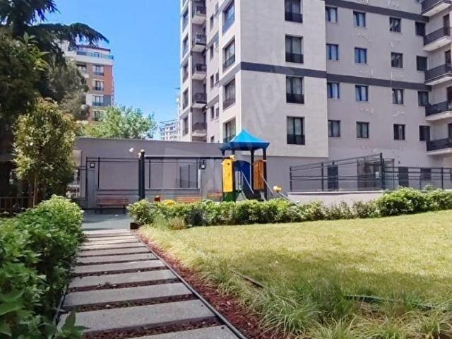 ATALAR DA SITE ICERISINDE, KAPALI OTOPARKLI SIFIR DAIRE