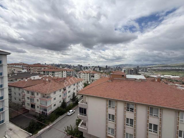 Ataparkta Ön Cephe Köşe Daire Güney Cephe Güneş İçinde Geniş 3+1