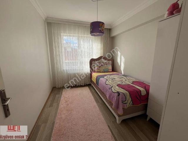 Ataparkta Masrafsız Full Yapılı Geniş Ara Kat 3+1