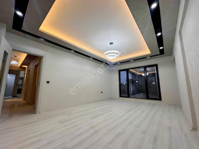 Atapark'ta Sıfır Binada Katta Full+ Full Lüks Kiralık 3+1 Daire