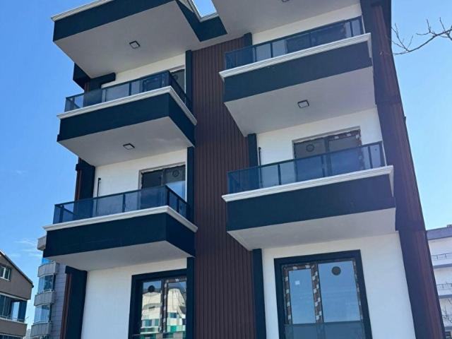 ATASAND GAYRİMENKULDEN İSTİKLAL MAHALLESİNDE SATILIK 1+1 DAİRE
