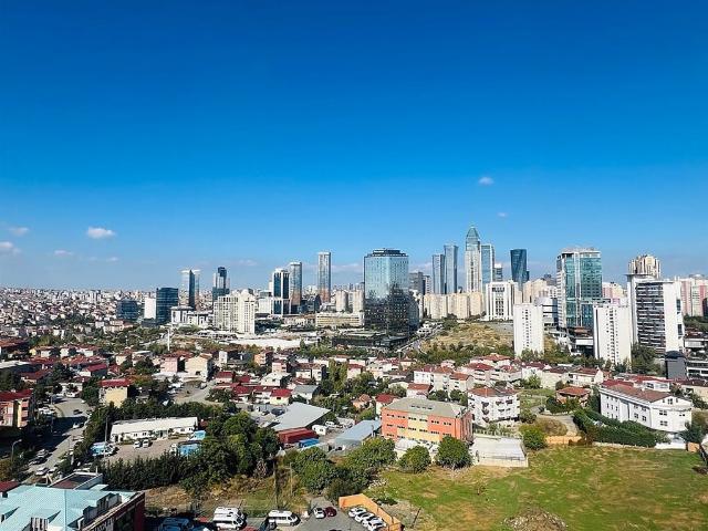 Nowoczesny apartament z widokiem na miasto w Ataşehir