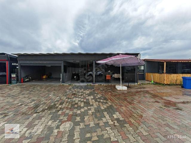 Atasehir Barboros'ta Kiralık Dükkan
