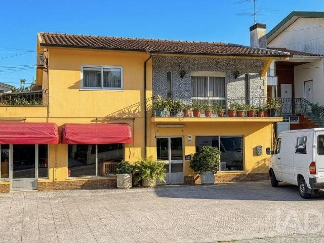 Ateliê T3 em Oiã de 335,81 m² 335m² Oiã