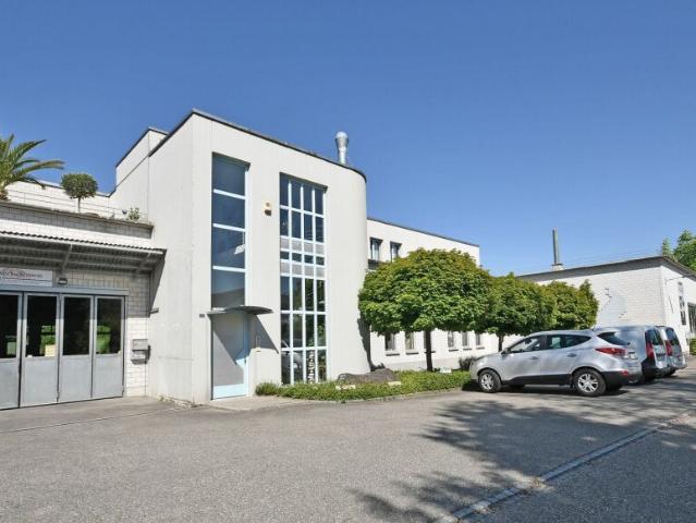 ATELIER / GEWERBERAUM AN GUTER LAGE