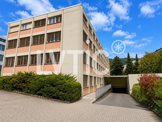 Atelier, Labor von 842 m2 zu mieten in Mont sur Lausanne / Blécherette