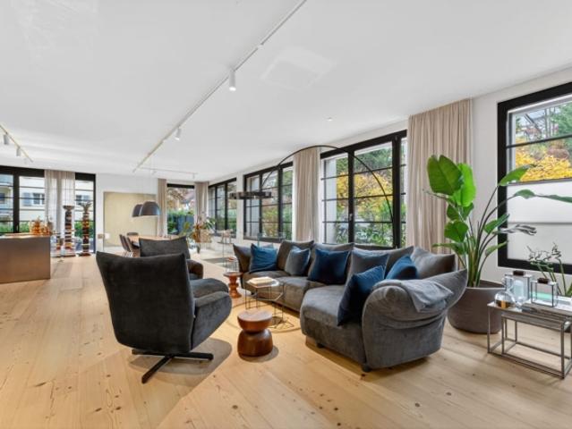 Atelier und Wohnung mit Komfort und Luxus Perfekte Lage