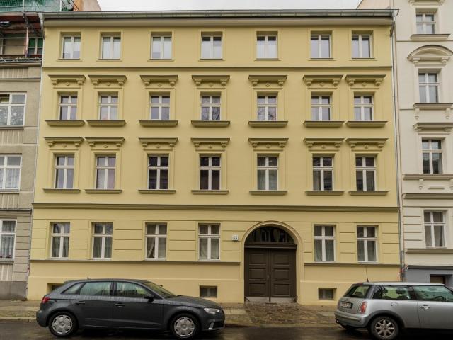 Atelierwohnung, Dachgeschoß, Nähe Boxhagener Platz, Provisions und Bezugsfrei