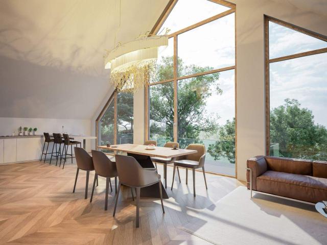 Atemberaubende Dachgeschoss mit drei Balkonen