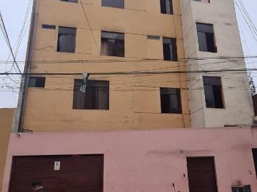 ATENCIÓN INVERSIONISTA: Edificio con 24 Cuartos, 3 Mini Depas y 1 Depa