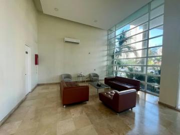 Atención Inversionistas Se Vende Apartamento en San Francisco. 3 recámaras por 215000.00 en Coco del Mar