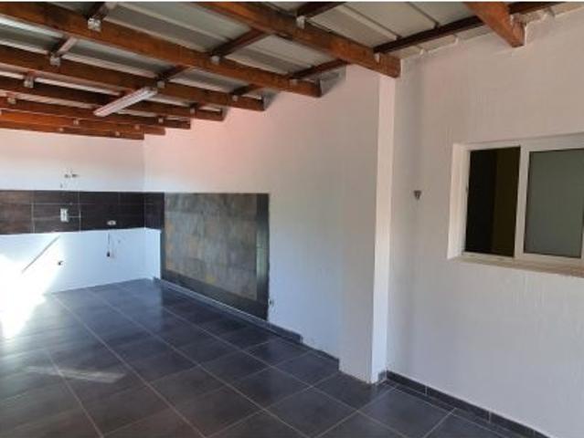 ATENCION INVERSORES: Edificio completo en La Lechuza 3 viviendas alquiladas Rentabilidad 6,4%