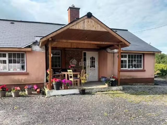 Athea Lower, Athea, Limerick, Athea, Co. Limerick is for rent