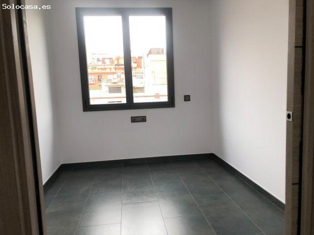 ATIC DUPLEX EN LLOGUER A MATARÓ AMB PK INCLÒS