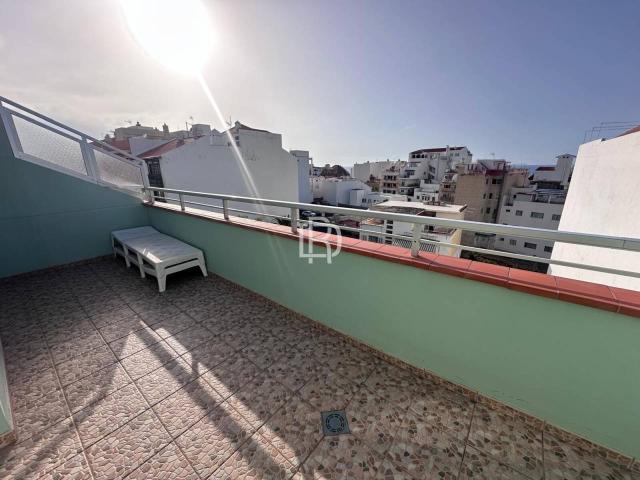 ÁTICO TIPO ESTUDIO CON TERRAZA EN EL CENTRO DEL PUERTO DE LA CRUZ