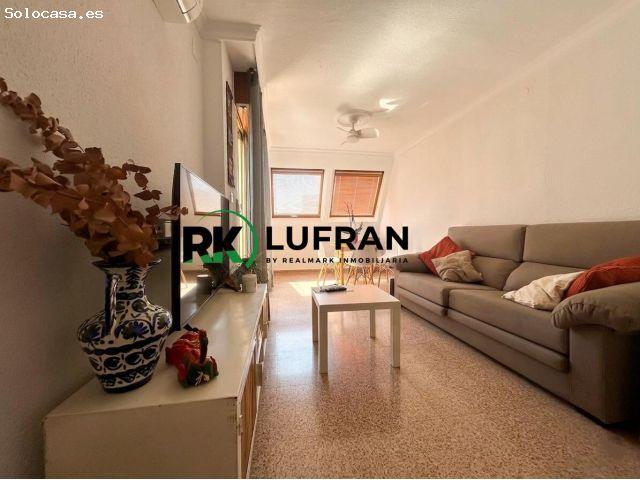 ÁTICO A LA VENTA EN BARRIO CAROLINAS