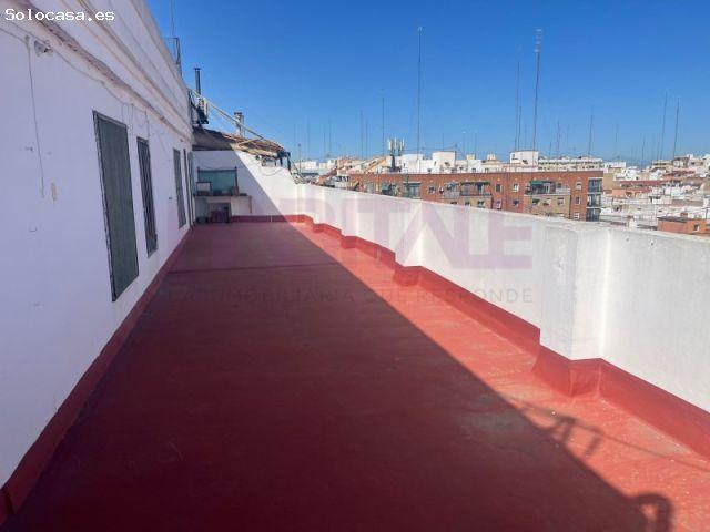 Ático con espectacular terraza