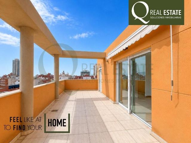 Ático con terraza 22 m2 en Centro de Alicante