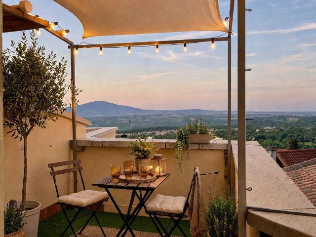Ático con Terraza y Vistas Espectaculares en Miraflores de la Sierra ¡Tu Refugio Ideal!
